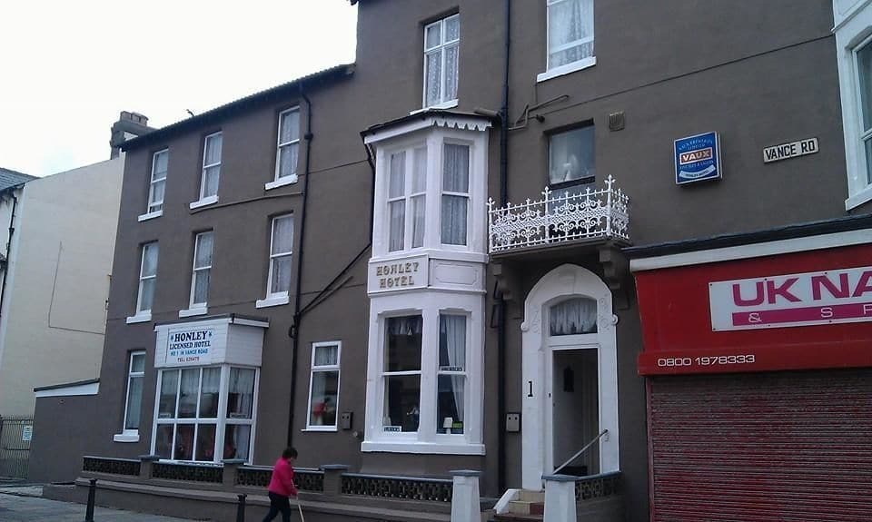 The Honley Hotel Μπλάκπουλ Εξωτερικό φωτογραφία